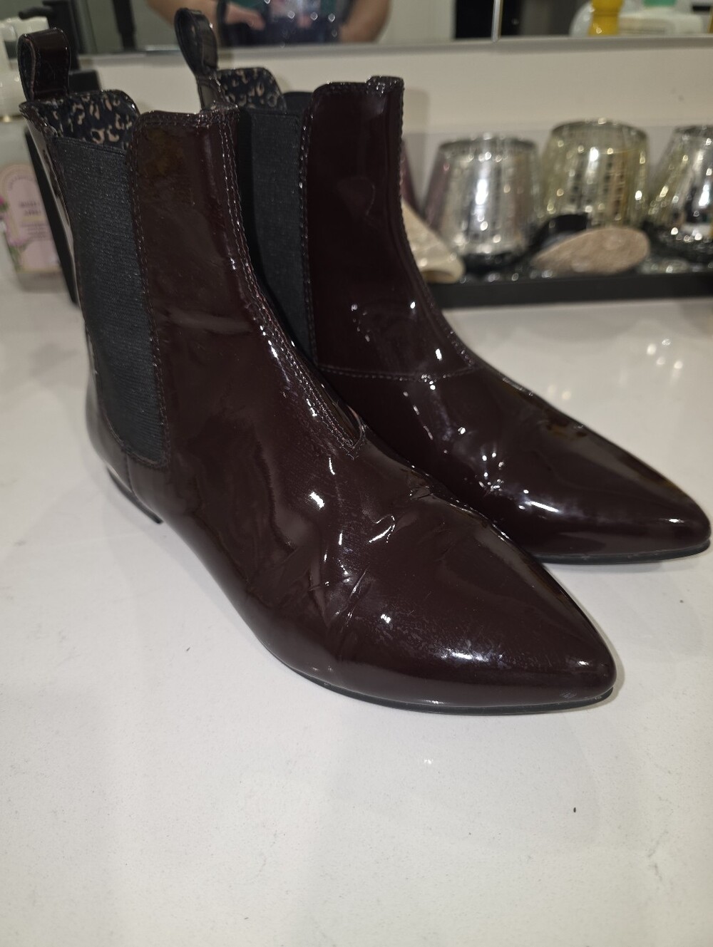 Vagabond Patent Leather Chelsea Ankle Boots in Dark Burgundy Eur 38